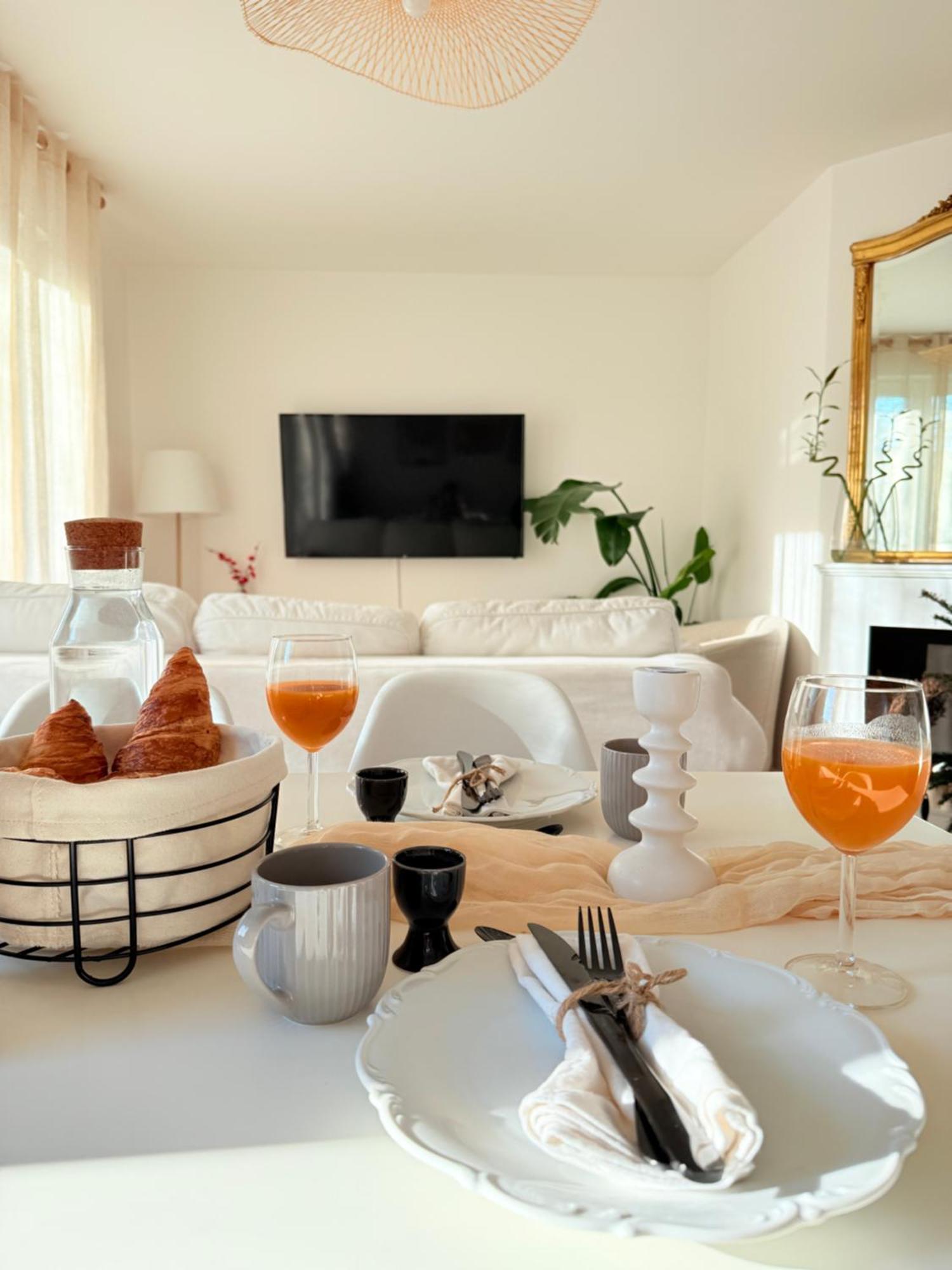 Cozy Apartment Near Paris Clamart Buitenkant foto